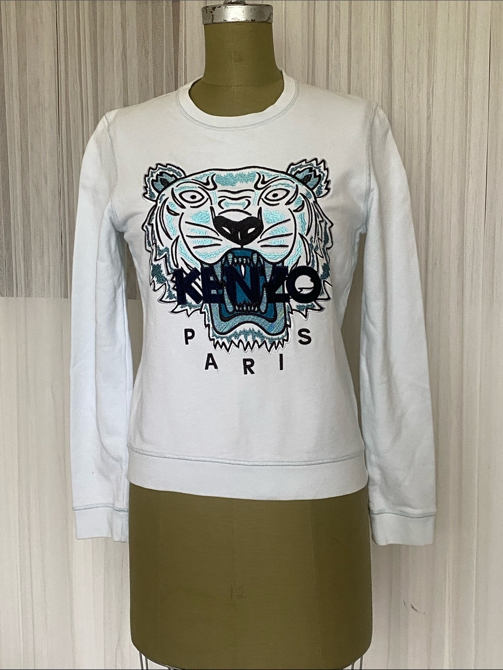 Kenzo Powder Blue Sweatshirt with Turquoise & Navy Tiger Graphic M